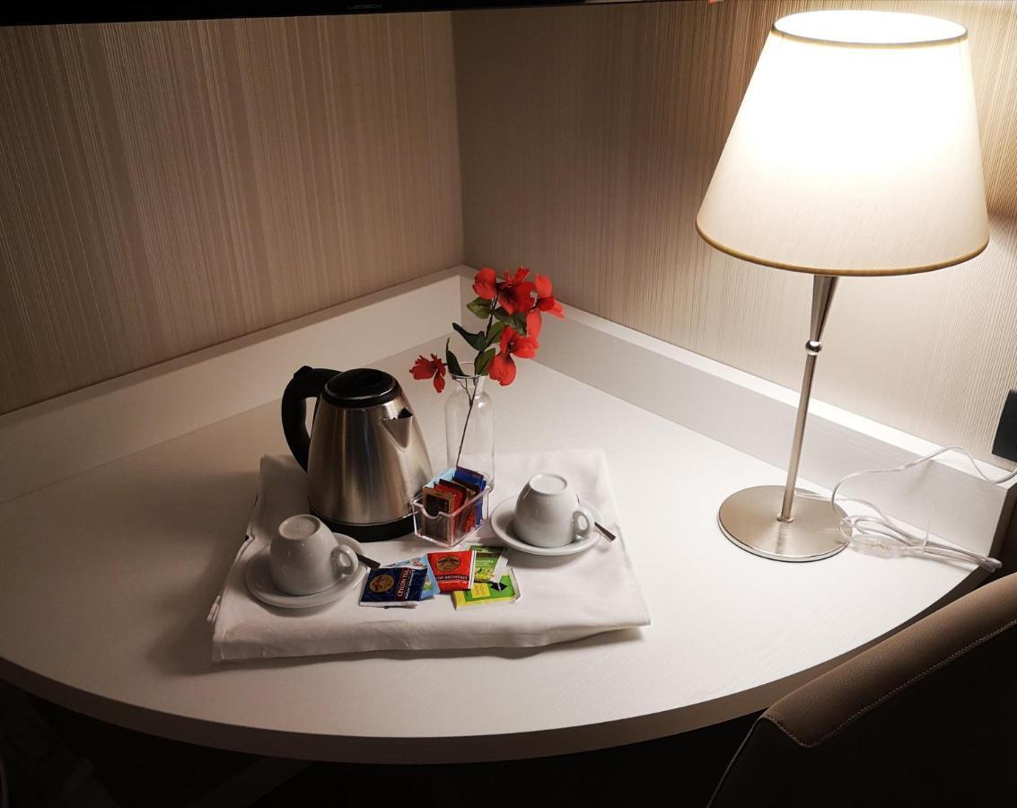 Spa & Wellness By Des Anglais " Accesso Spa Compreso" San Remo Buitenkant foto