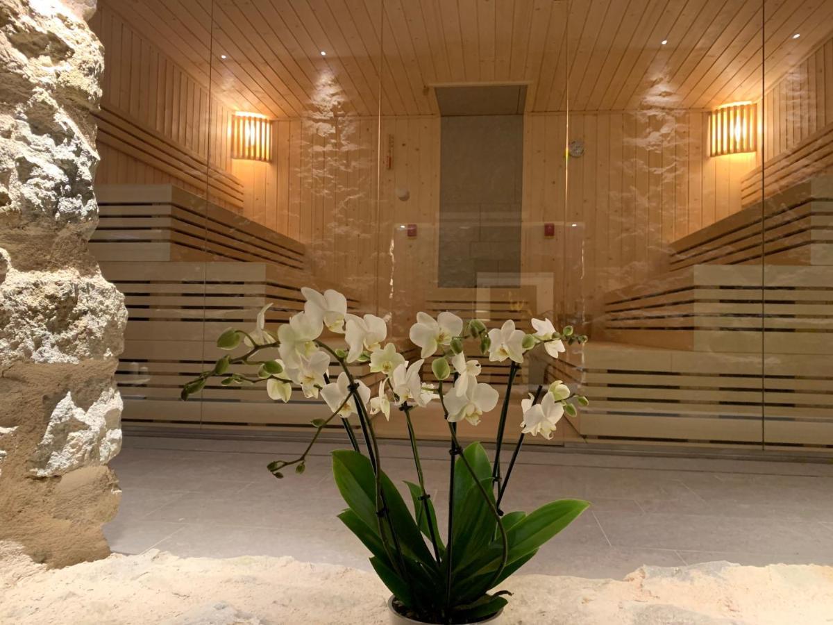 Spa & Wellness By Des Anglais " Accesso Spa Compreso" San Remo Buitenkant foto