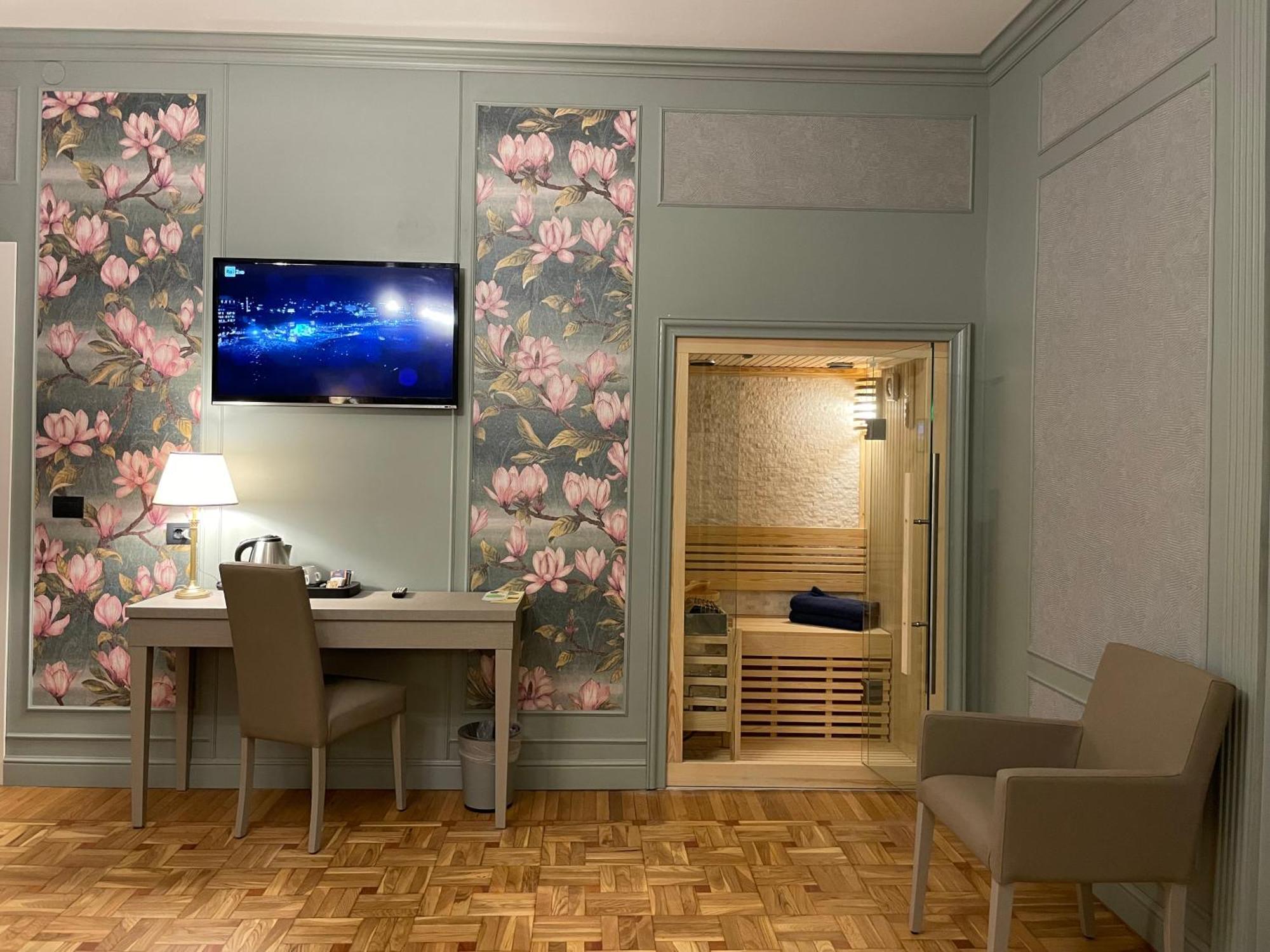 Spa & Wellness By Des Anglais " Accesso Spa Compreso" San Remo Buitenkant foto